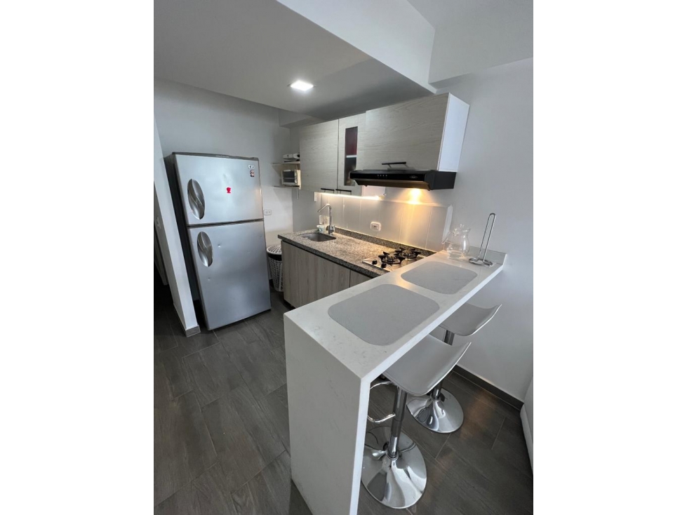 SE ARRIENDA APARTAMENTO AMOBLADO EN LA AVENIDA 14 — foto 2