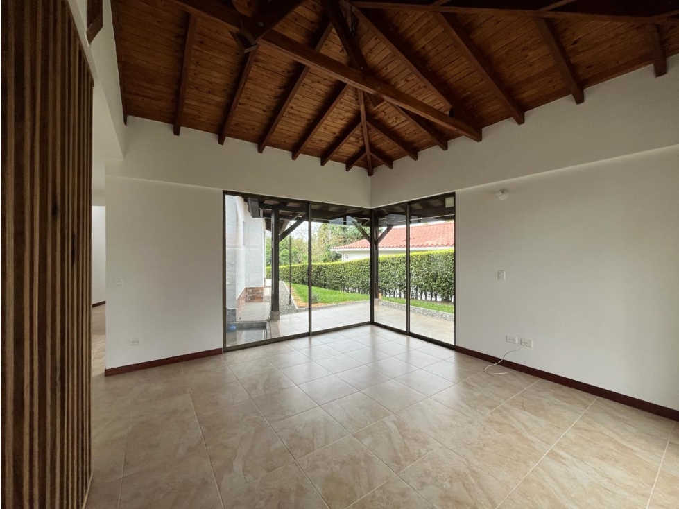VENTA DE CASA UBICADA A 12 MINUTOS DEL AEROPUERTO — foto 5