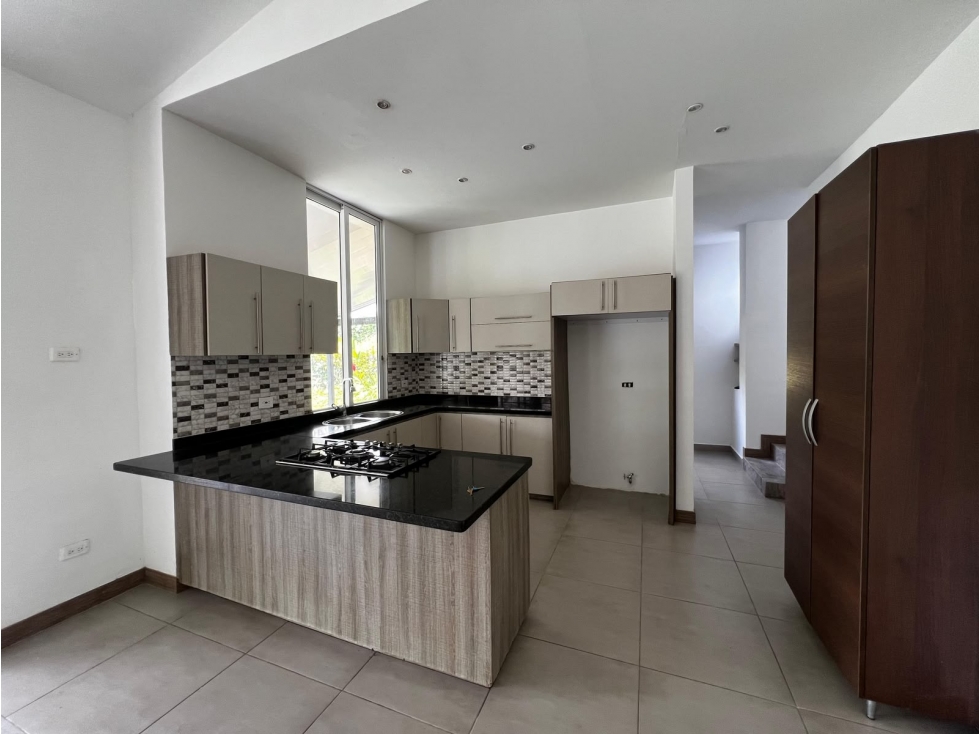 VENTA DE CASA UBICADA VIA AL AEROPUERTO — foto 5