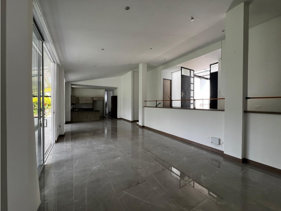 VENTA DE CASA UBICADA VIA AL AEROPUERTO — foto 4