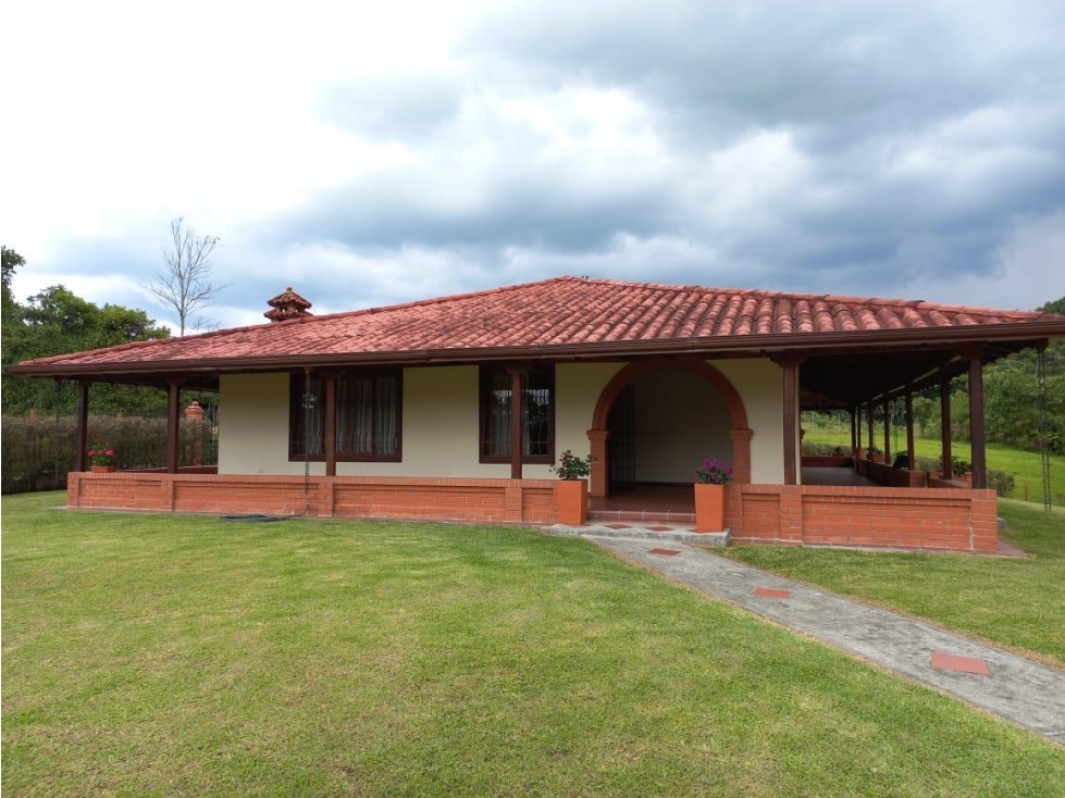 SE VENDE CASA CAMPESTRE CERCA A CIRCASIA EN CONJUNTO CERRADO — foto 3