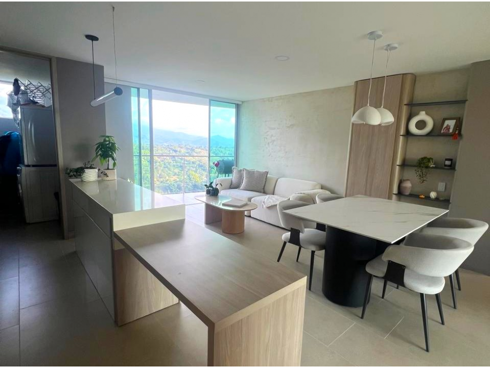 Se vende exclusivo apartamento en la Avenida Centenario