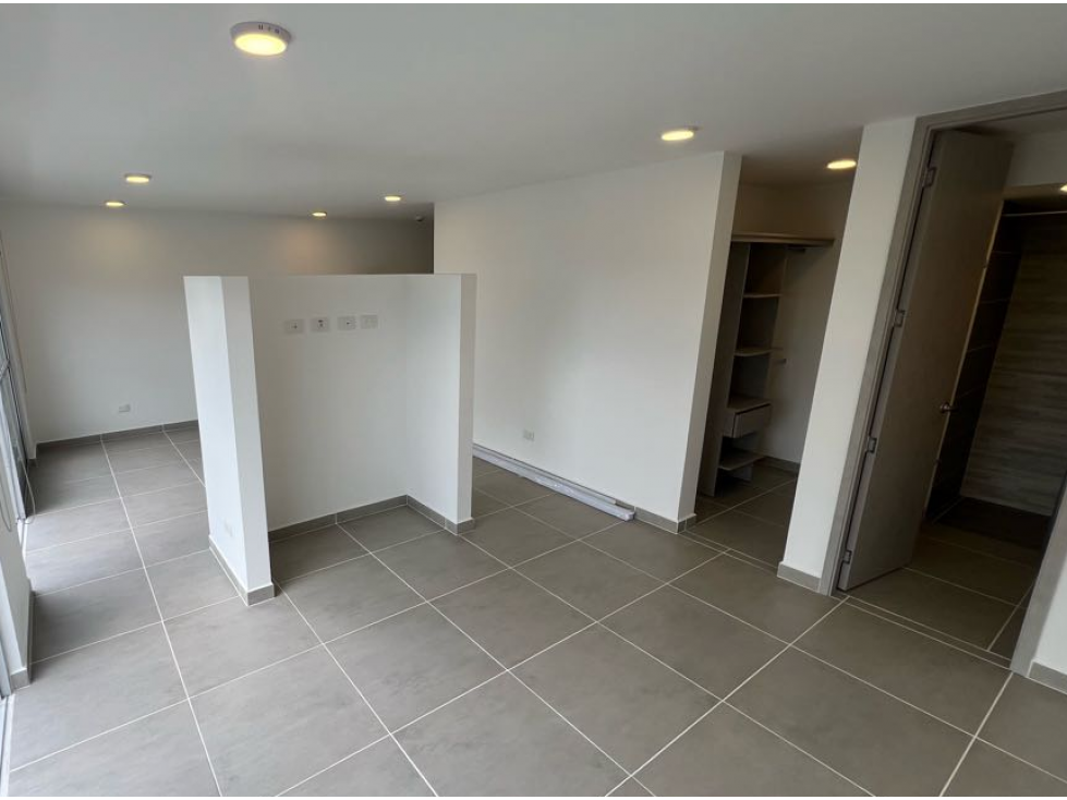 SE VENDE APARTAESTUDIO EN LA AVENIDA CENTENARIO ARMENIA — foto 4