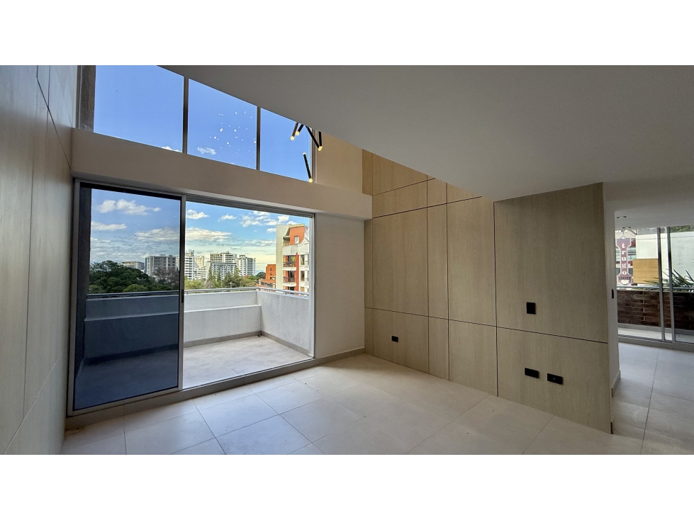 SE VENDE ESPECTACULAR PENTHOUSE EN LA CASTELLANA — foto 3