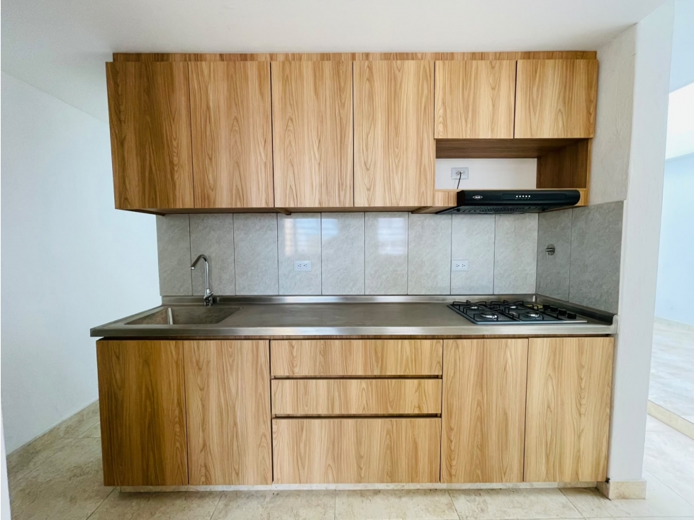 OPORTUNIDAD VENDO Amplio Apartamento 1er piso con celda de parqueo — foto 2