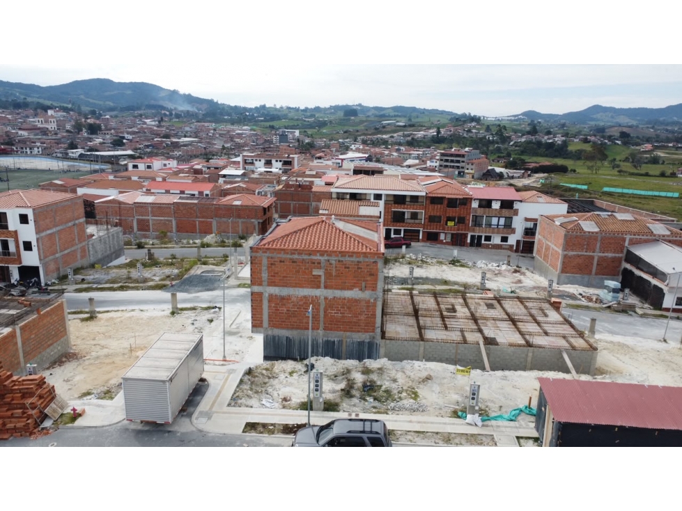 LOTE EN VENTA EN LA UNION- ANT. UNIDAD ABIERTA 150 MILLONES — foto 5
