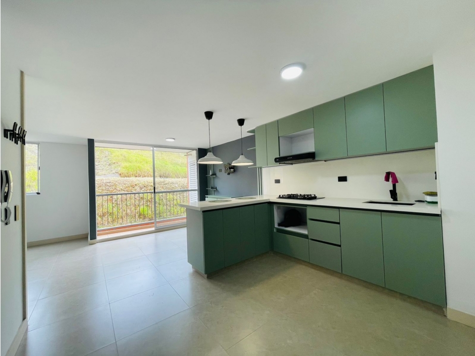 VENDO Apartamento nuevo 2do piso con ascensor