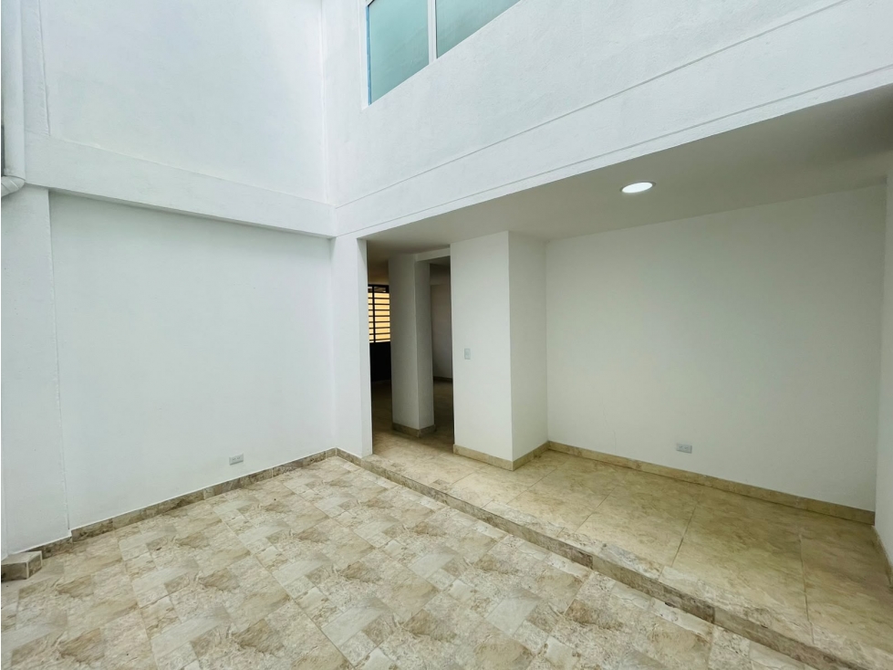 OPORTUNIDAD VENDO Amplio Apartamento 1er piso con celda de parqueo — foto 3