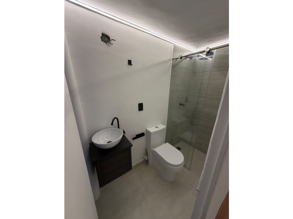GANGAZO VENDO Aparta estudio 2do piso en zona céntrica de La Ceja Ant — foto 2