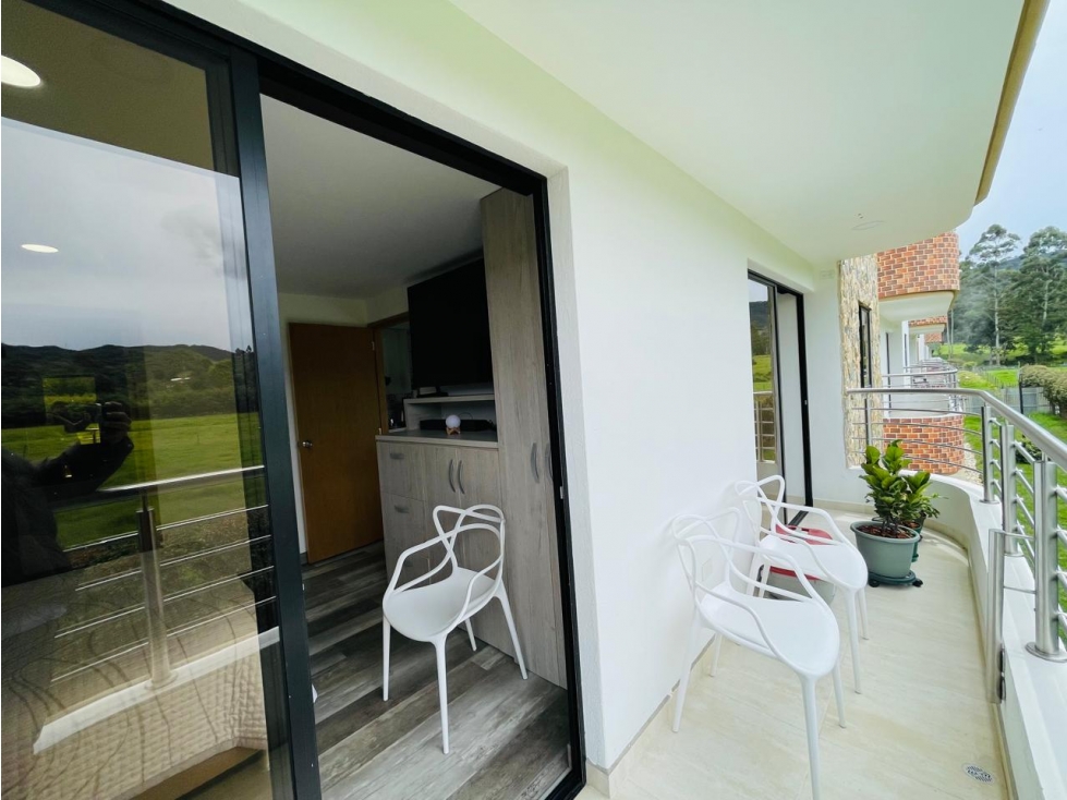 VENDO Apartamento 2do piso con parqueadero en La Ceja Ant — foto 2