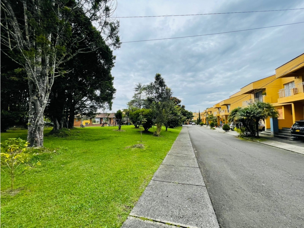 VENDO CASA CAMPESTRE EN UNIDAD CERRADA - LA CEJA ANT — foto 3