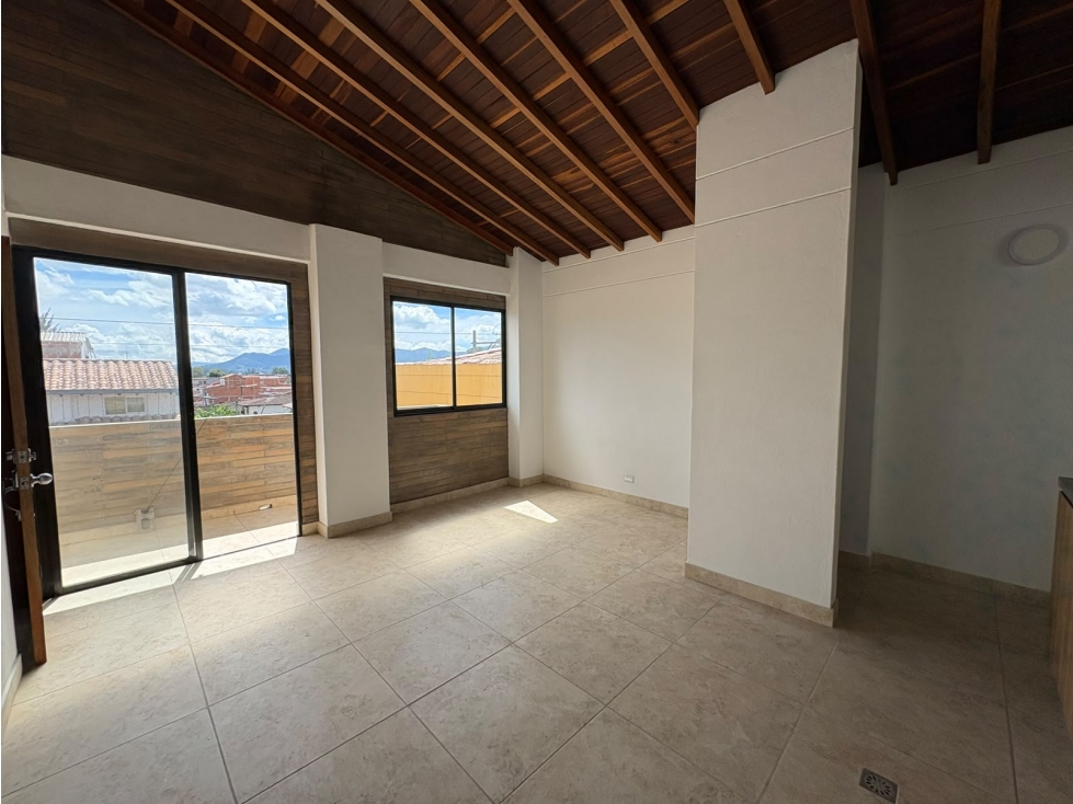 OPORTUNIDAD VENDO Apartamento 3er piso con celda de parqueo — foto 3
