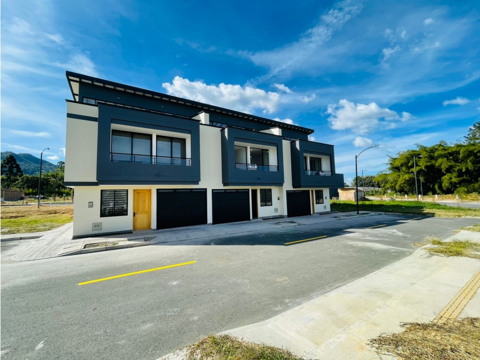 CASA EN VENTA SANTA SOFÍA, LA CEJA