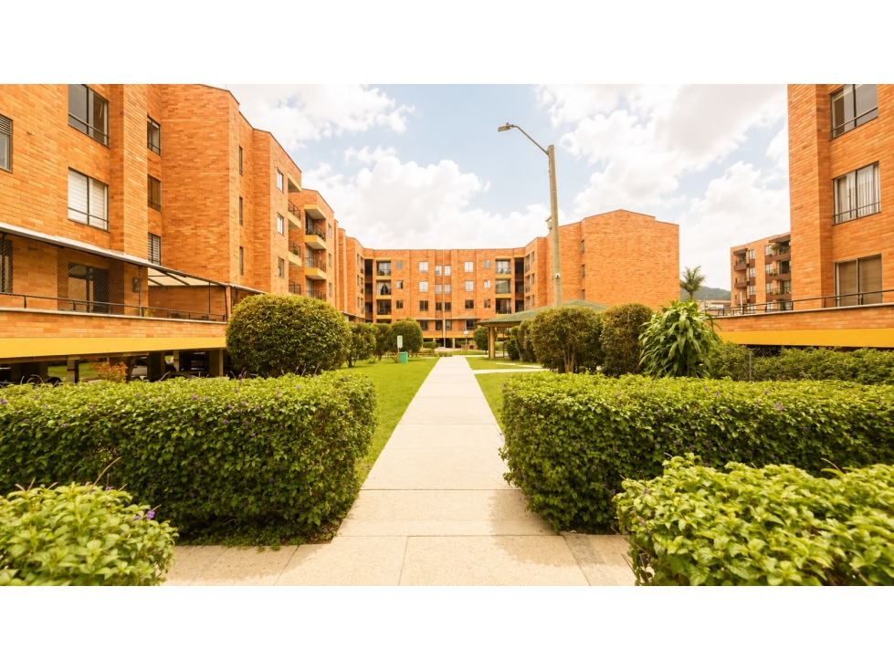EN VENTA APARTAMENDO CON PARQUEADERO EN UNIDAD CERRADA LA CEJA ANT.