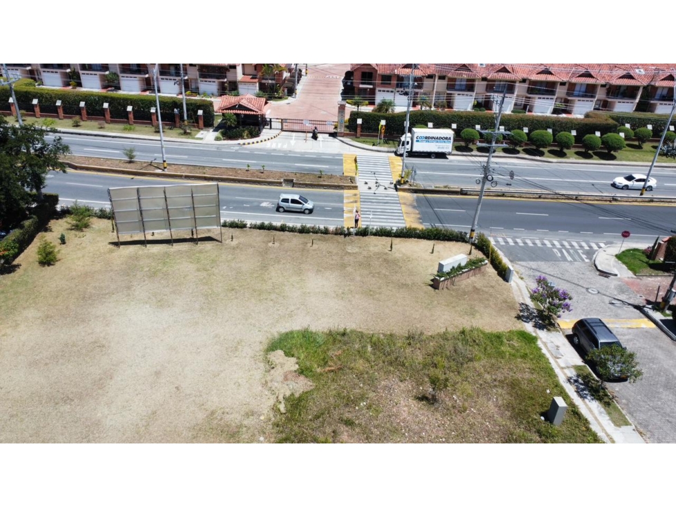 VENDO lotes comerciales en La Ceja Ant al lado del C.c viva — foto 3