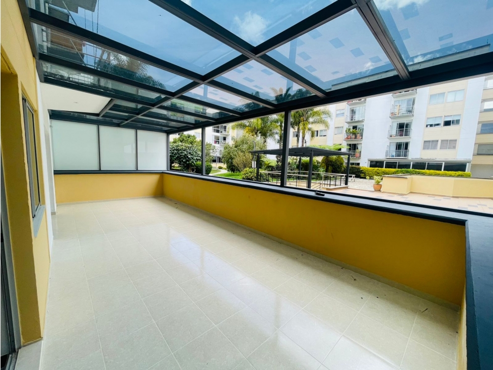 VENDO APARTAMENTO 1ER PISO EN UNIDAD CERRADA EN LA CEJA — foto 2