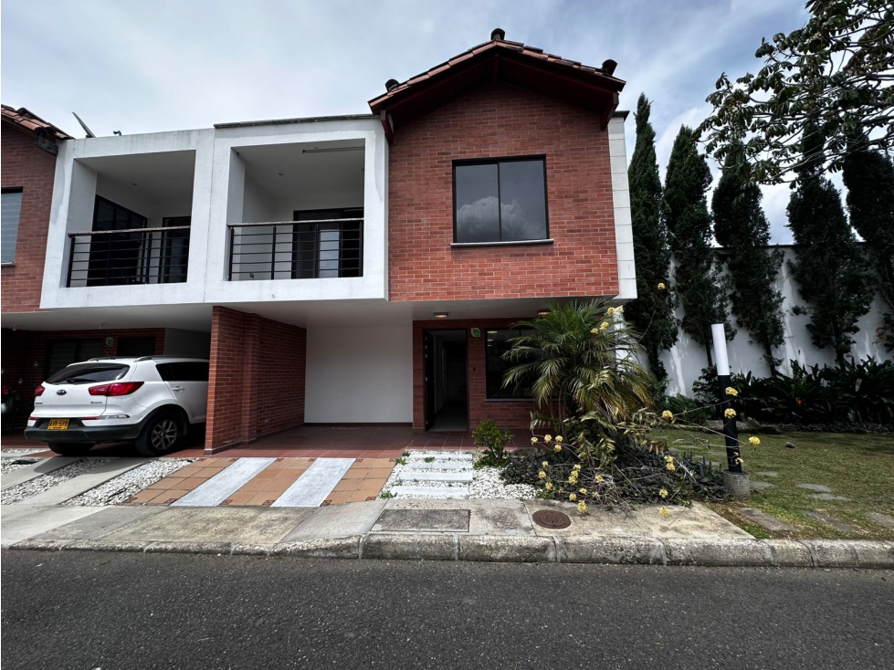 SE VENDE CASA ESQUINERA EN UNIDAD CERRADA SECTOR CC VIVA — foto 5
