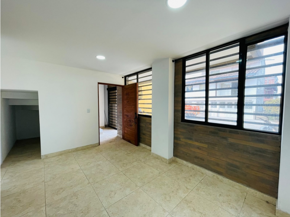 OPORTUNIDAD VENDO Amplio Apartamento 1er piso con celda de parqueo — foto 5