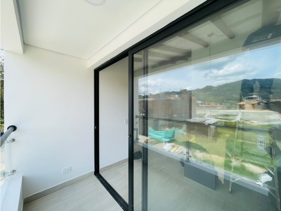 VENDO CASA NUEVA 2DO PISO CON AIRE EN LA CEJA ANT — foto 4