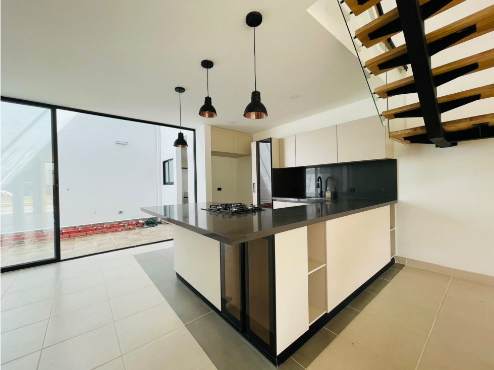 VENDO CASA UNIFAMILIAR CAMPESTRE EN UNIDAD ABIERTA- LA CEJA ANT. — foto 2