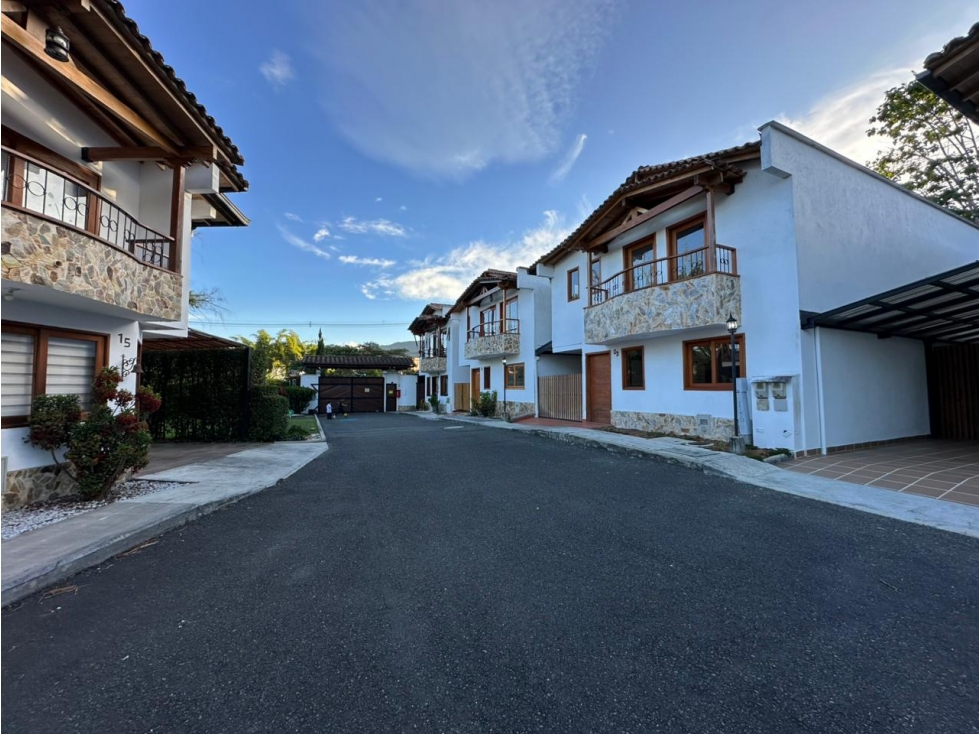 VENDO CASA EN UNIDAD CERRADA UBICADA EN LA CEJA — foto 4