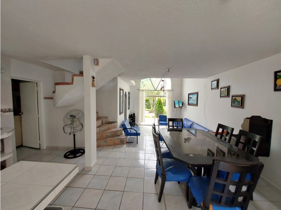 VENTA EXCELENTE CASA UBICADA EN CHINAUTA CUNDINAMARCA — foto 5
