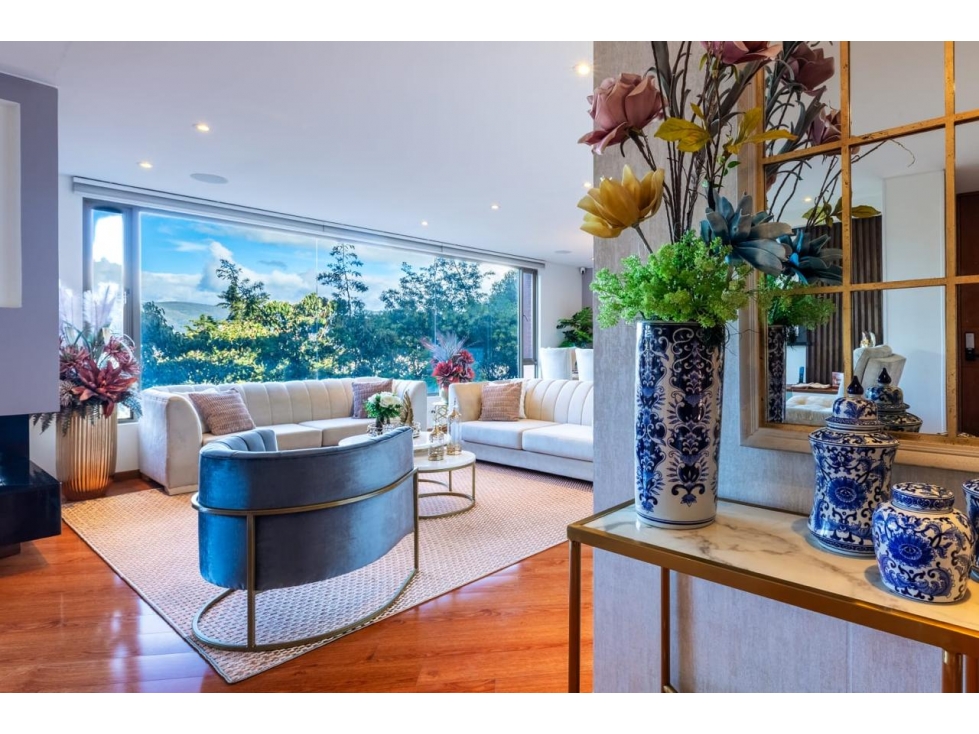 Venta Apartamento de Lujo en Bogotá con Vista y 3 Parqueaderos — foto 2