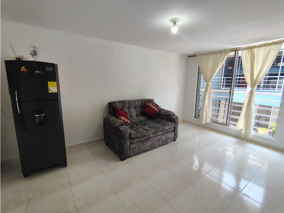 Venta Apartamento en Silvania con Parqueadero y Vista Panorámica — foto 2
