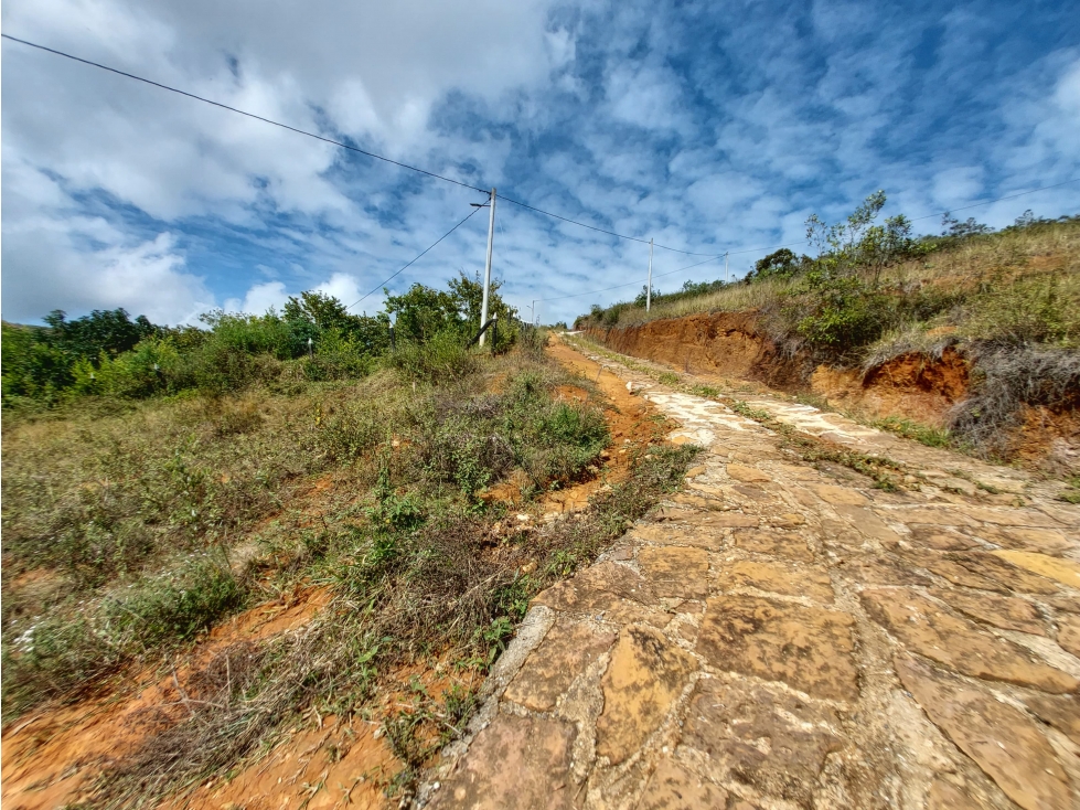 VENTA EXCELENTE LOTE UBICADO EN BARICHARA SANTANDER - 1