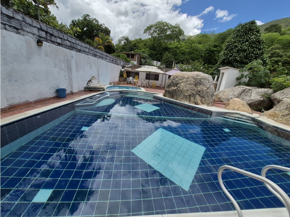 Venta Casa Campestre Ideal para Rentas Cortas en El Boquerón Tolima - 1