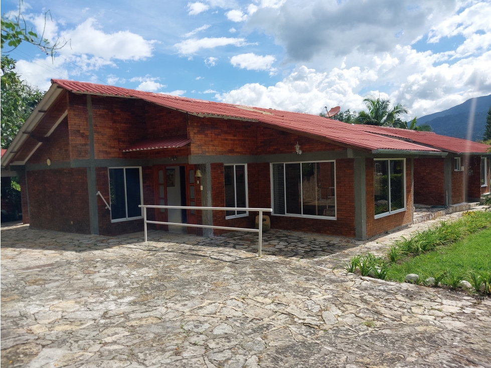 Venta hermosa Casa Campestre en Vega de Ostos, Fusagasugá - 1
