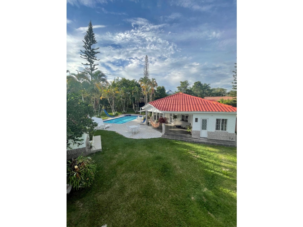 Venta Casa Campestre Chinauta Remodelada con Mirador y Cabaña - 3