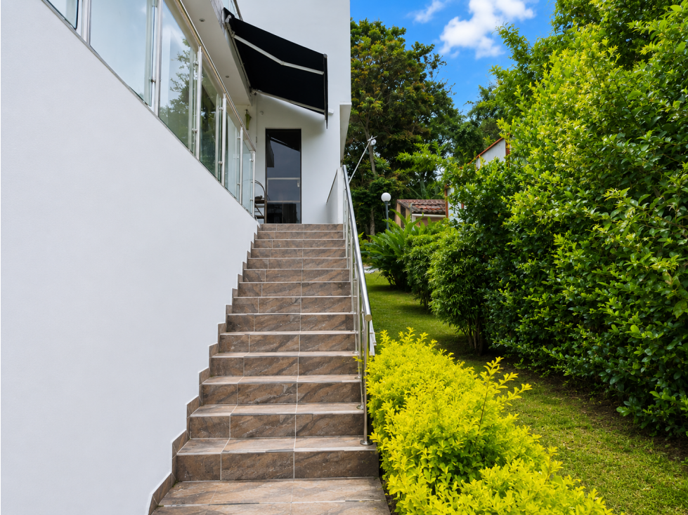 VENTA Exclusiva Casa Campestre con Piscina y Terraza VIP - 4