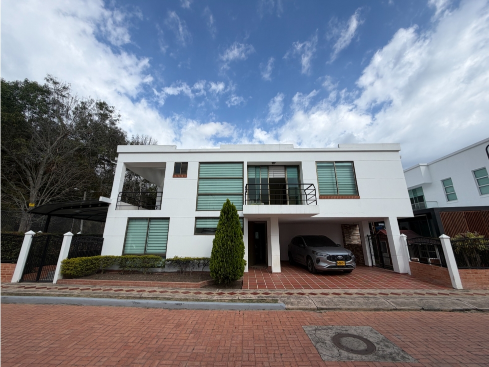 Venta Casa Campestre en Fusagasugá cerca al nuevo hospital de 4 nivel - 3