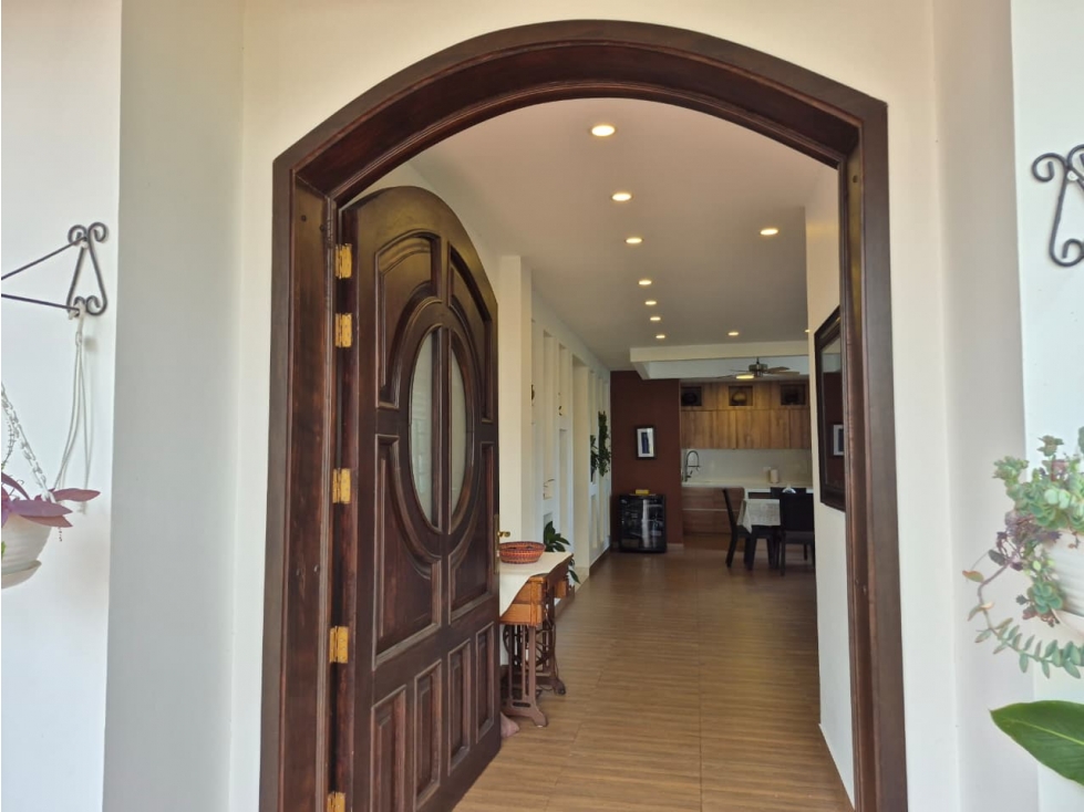 Venta Casa Campestre en Chinauta Antes del Peaje | 246 m² - 6