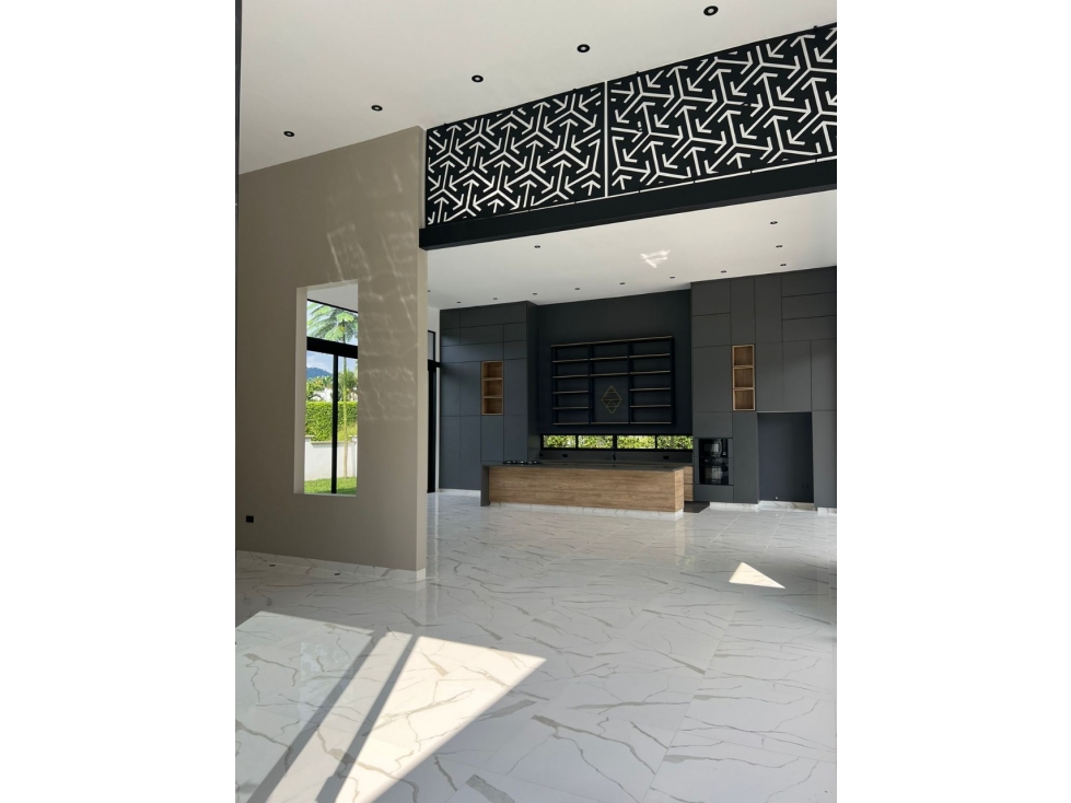VENDO CASA DE LUJO EN CONDOMINIO EN COMBIA, PEREIRA