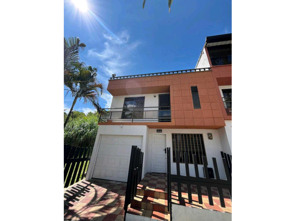 Venta de Hermosa Casa en Belmonte