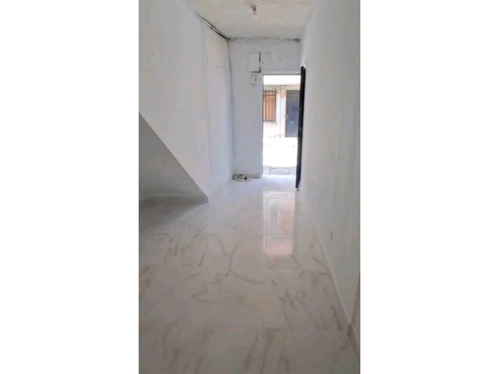 Venta de Hermosa Casa de dos pisos Independientes en las Mercedes Cuba