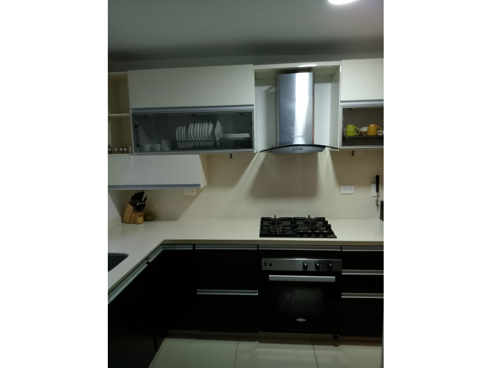 VENDO HERMOSA Y AMPLIA CASA EN PINARES — foto 6
