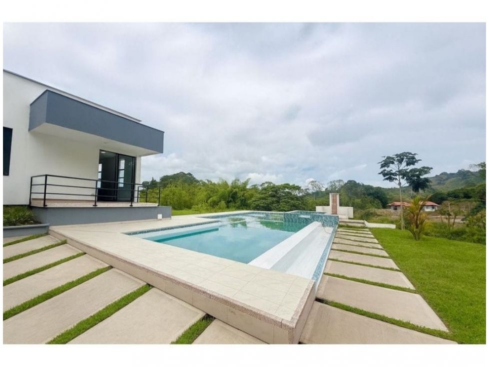 Alquilo hermosa Casa Campestre con Piscina y Jacuzzi en Combia Pereira — foto 4