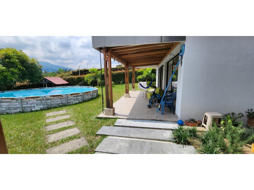 VENDO HERMOSA CASA CAMPESTRE EN COMBIA — foto 4