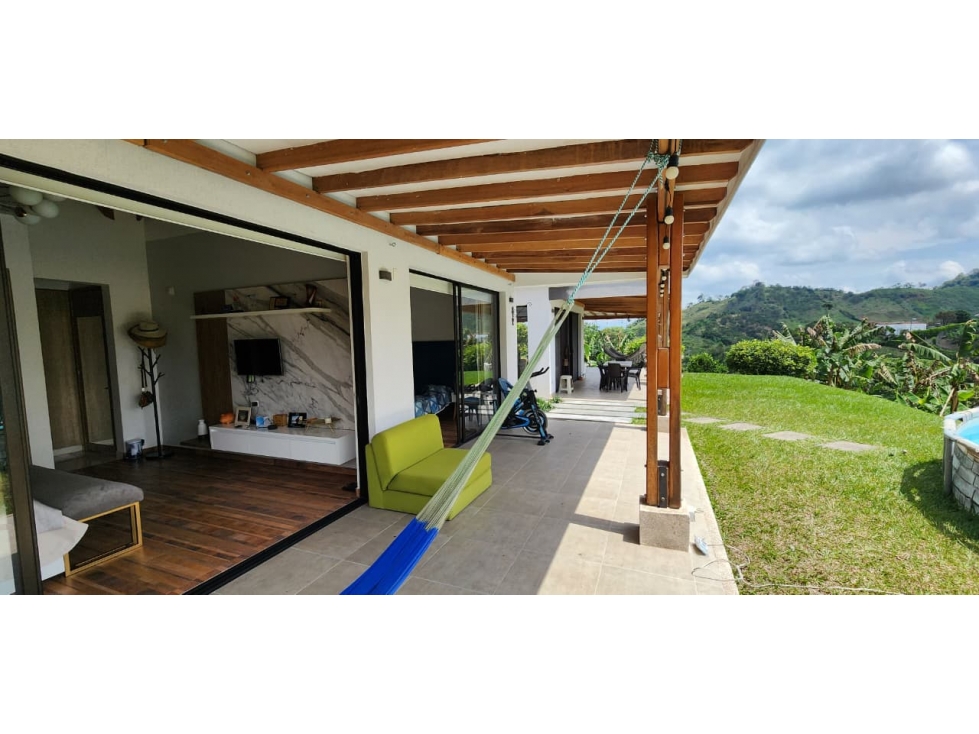 VENDO HERMOSA CASA CAMPESTRE EN COMBIA — foto 6