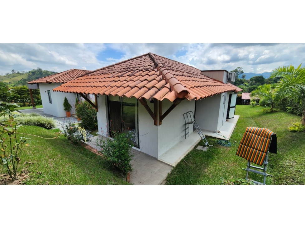 VENDO HERMOSA CASA CAMPESTRE EN COMBIA — foto 5