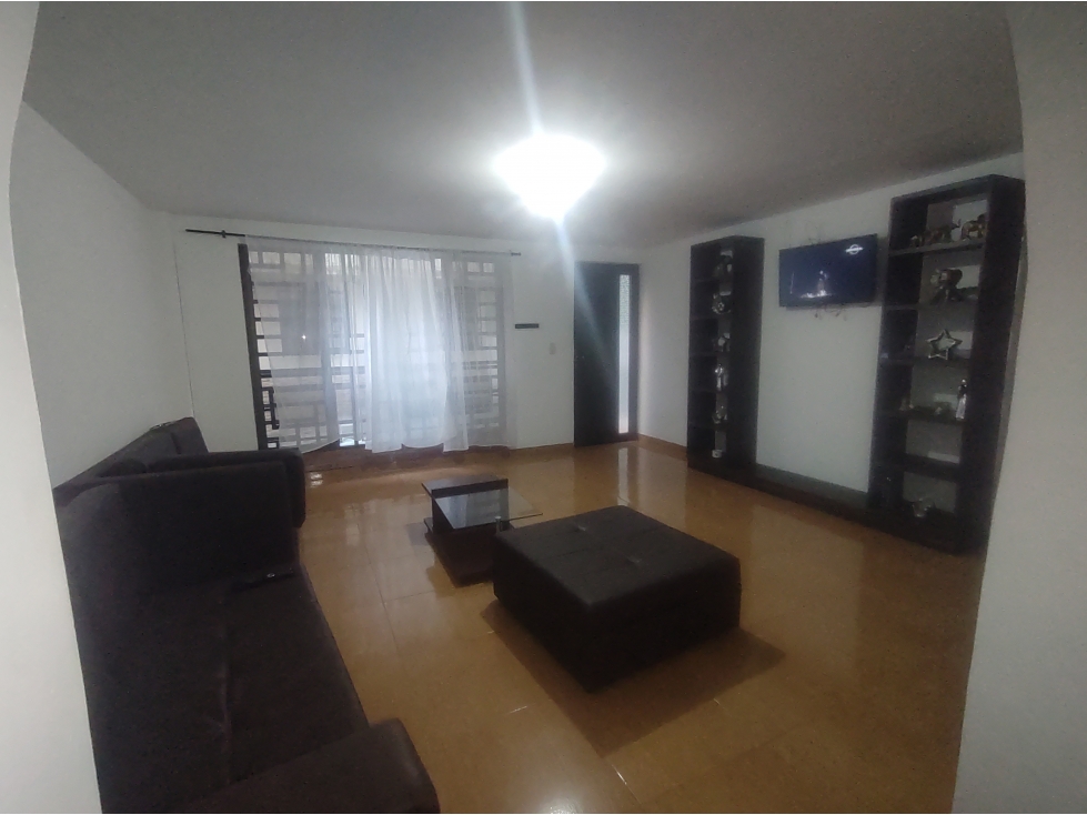 VENDO ESPECTACULAR CASA DE 3 PISOS EN LA URIBE CUBA- PEREIRA — foto 2