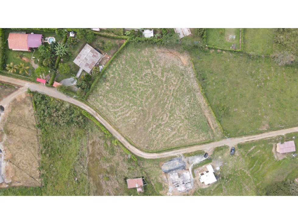 VENDO O PERMUTO GRANDIOSO LOTE EN EL SECTOR ACAPULCO-CALDAS - 4