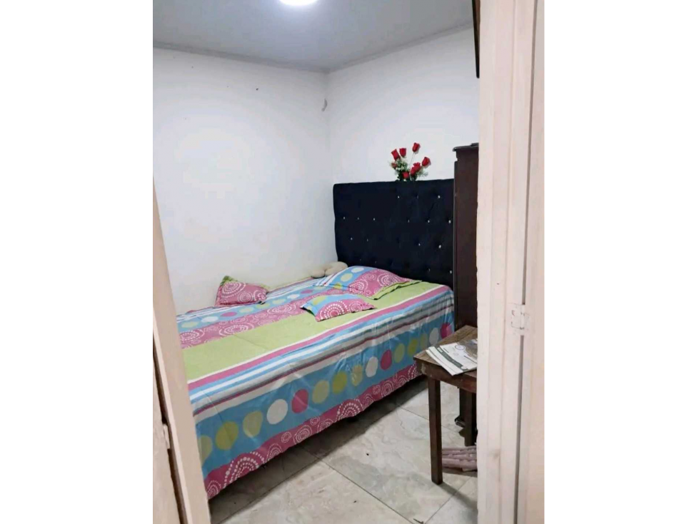 Venta de Hermosa Casa de dos pisos Independientes en las Mercedes Cuba — foto 4
