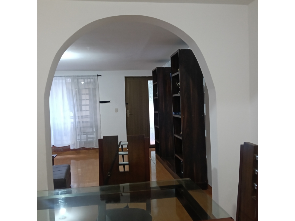 VENDO ESPECTACULAR CASA DE 3 PISOS EN LA URIBE CUBA- PEREIRA — foto 3