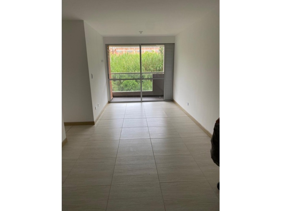 ALQUILO ESPECTACULAR APARTAMENTO EN ZONA EXCLUSIVA DE PEREIRA — foto 2