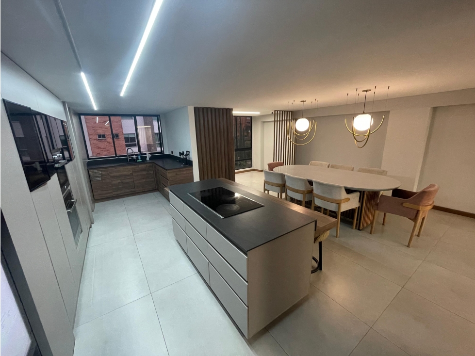 ALQUILO EXCLUSIVO APARTAMENTO AMOBLADO EN CASTROPOL -MEDELLIN — foto 6