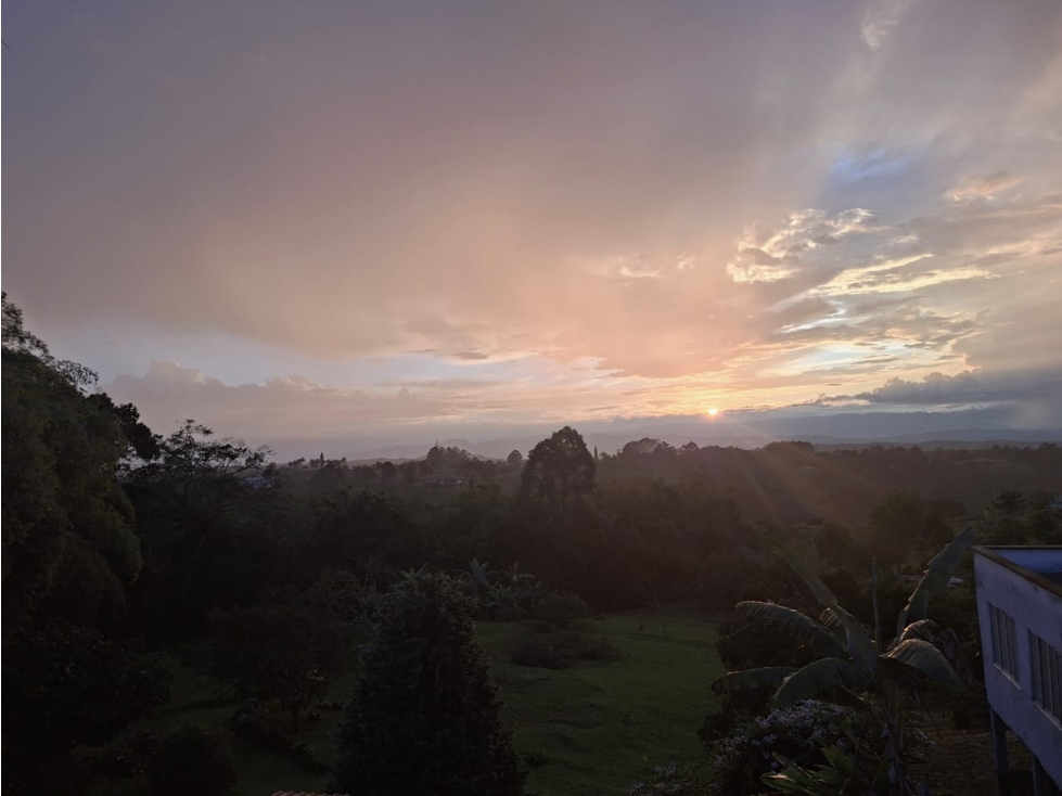 SE VENDE LOTE UBICADO EN LA VEREDA EL JORDAN-PEREIRA